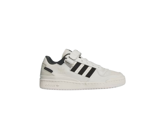 Forum Low White Black