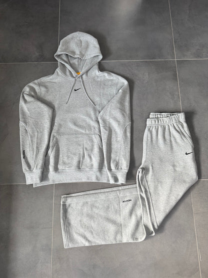 Nike Nocta Tuta Completa Grigia