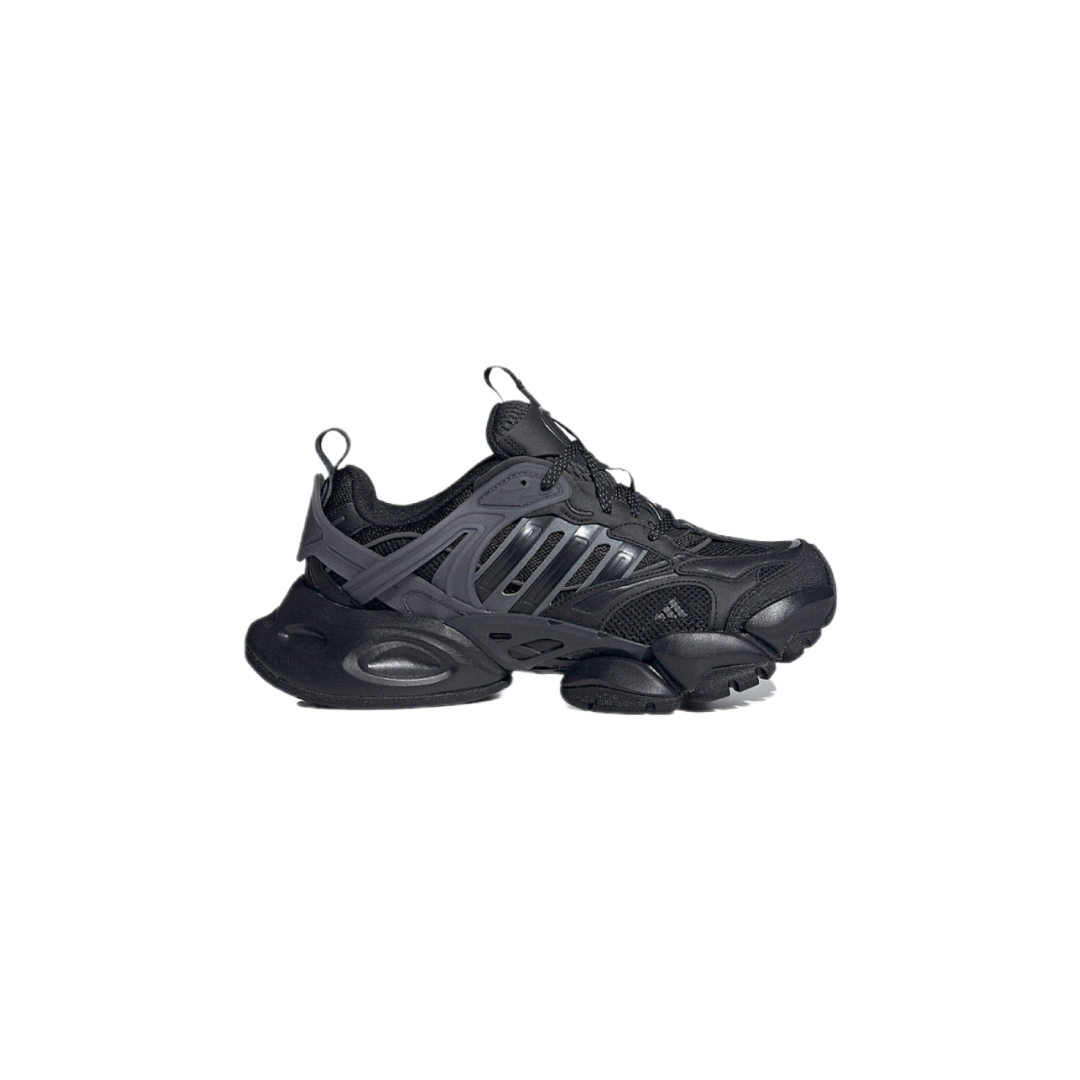 adidas xlg runner deluxe triple black