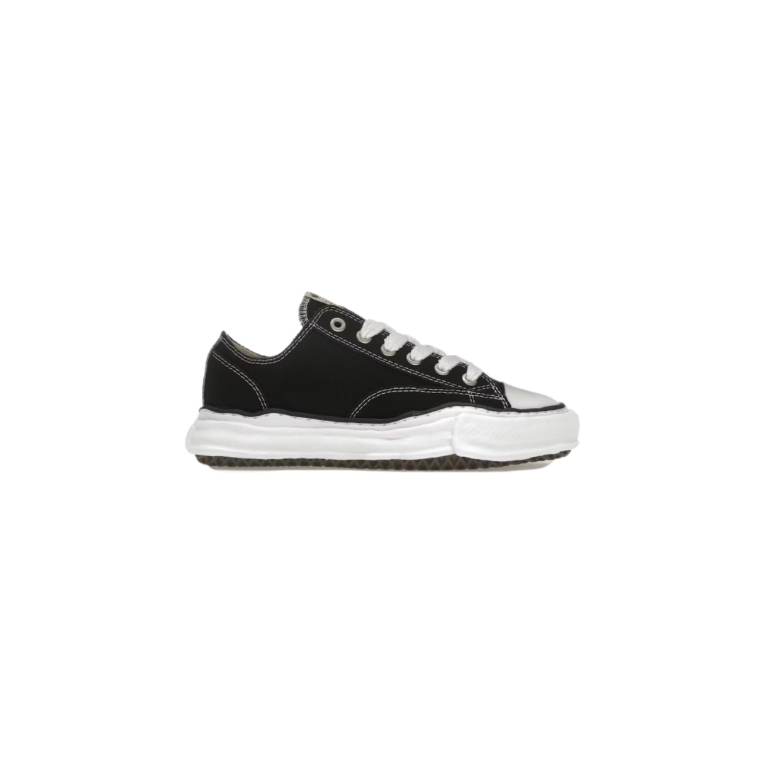 maison mihara yasuhiro peterson og black white
