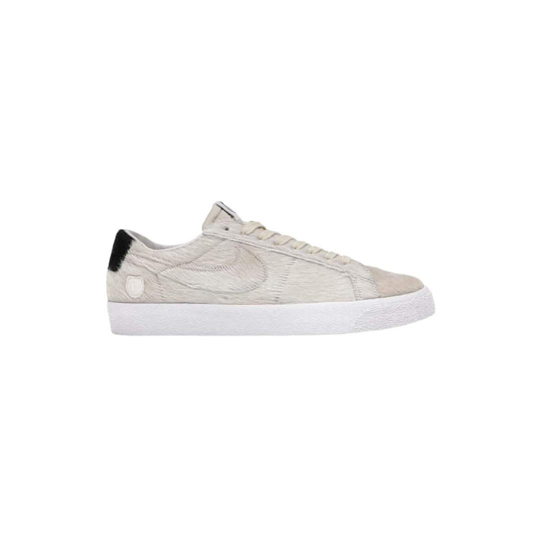 blazer low medicom toy